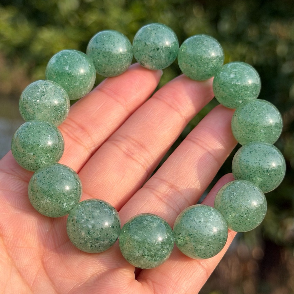 16mm chunky stretchable green strawberry quartz‎ bracelet 1080